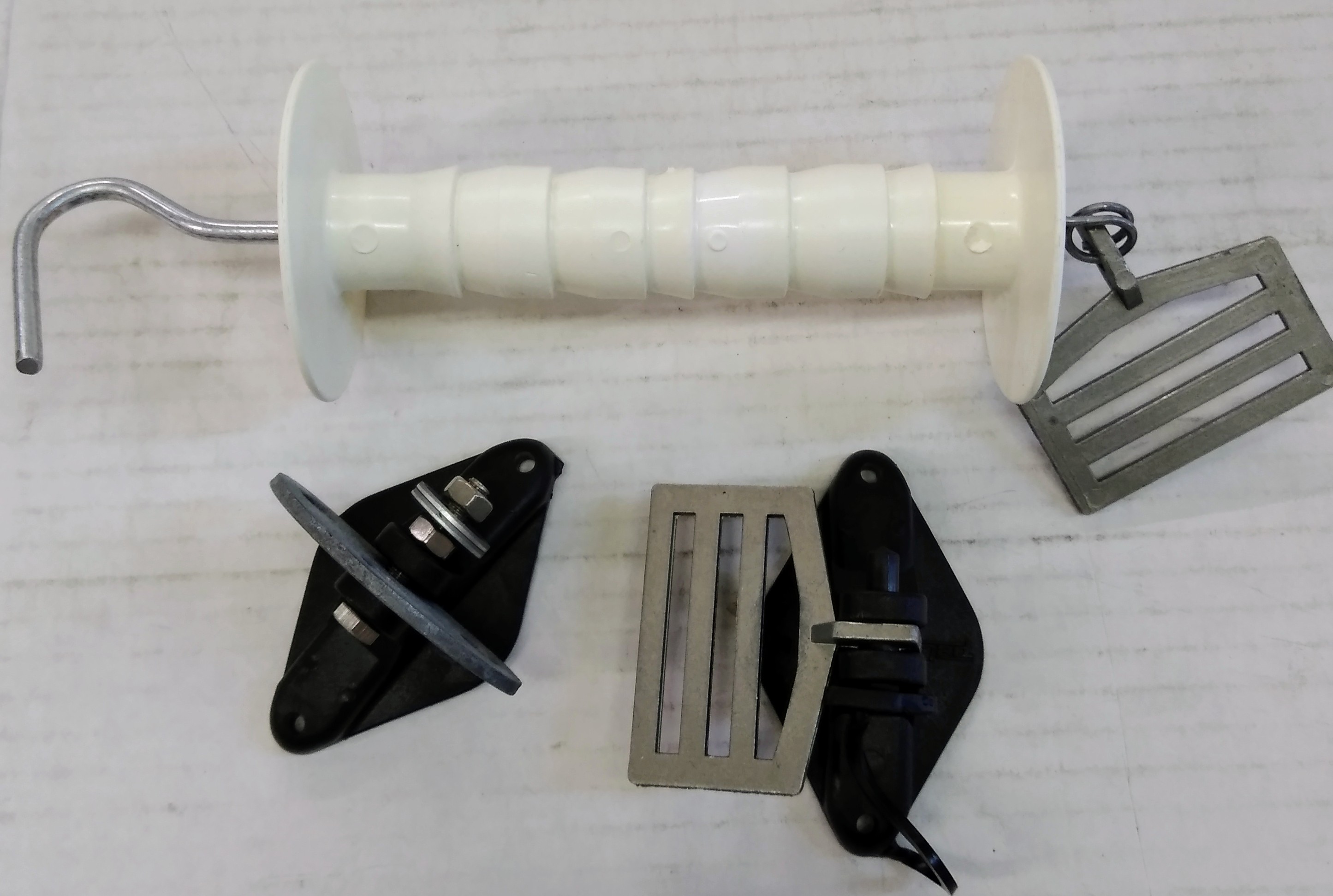 Tape Gate Handle Kit Huber's Animal Health