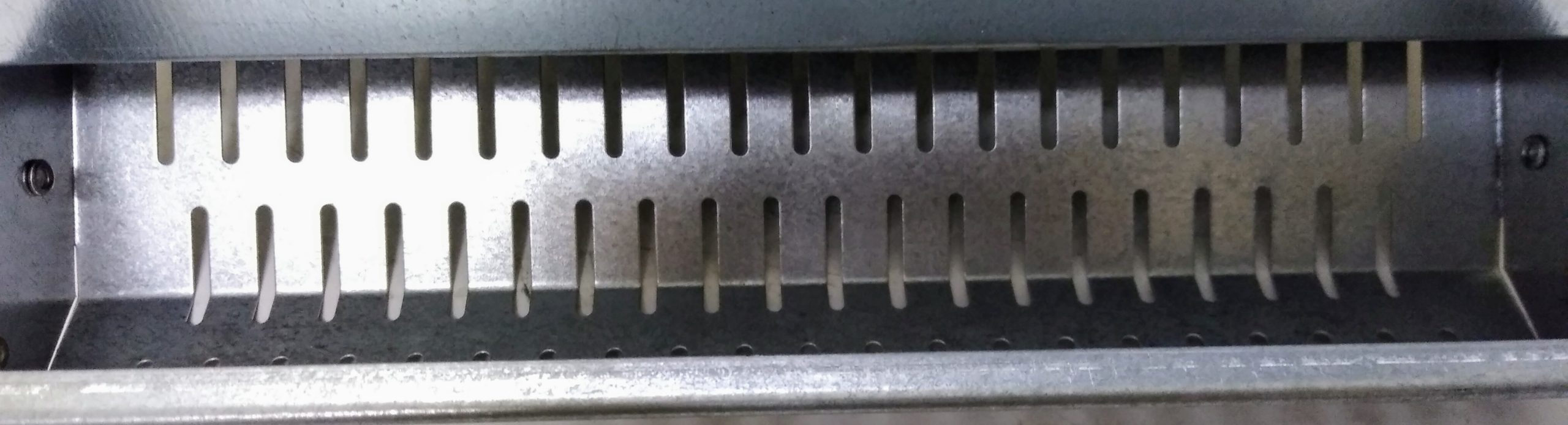 Rabbit Feeder Slotted 11 1/2